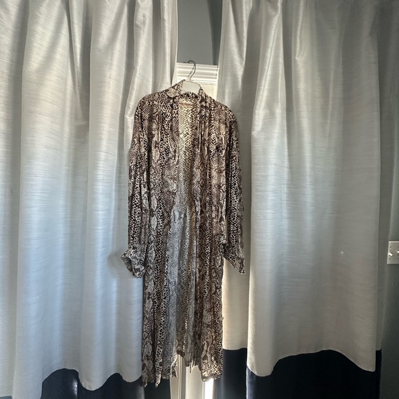 Free People Beige Animal Print duster - Picture 4 of 7